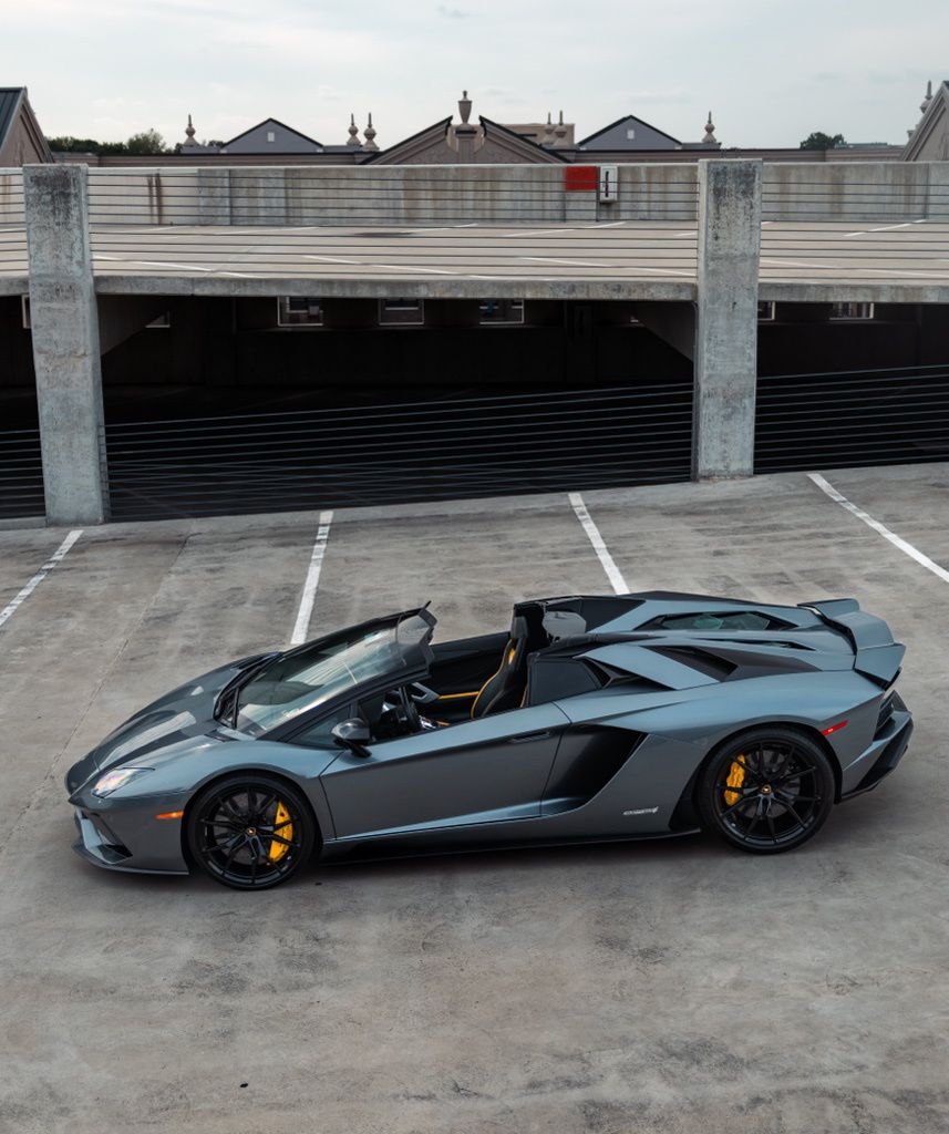 Thumbnail: 2019 Lamborghini Aventador - 10