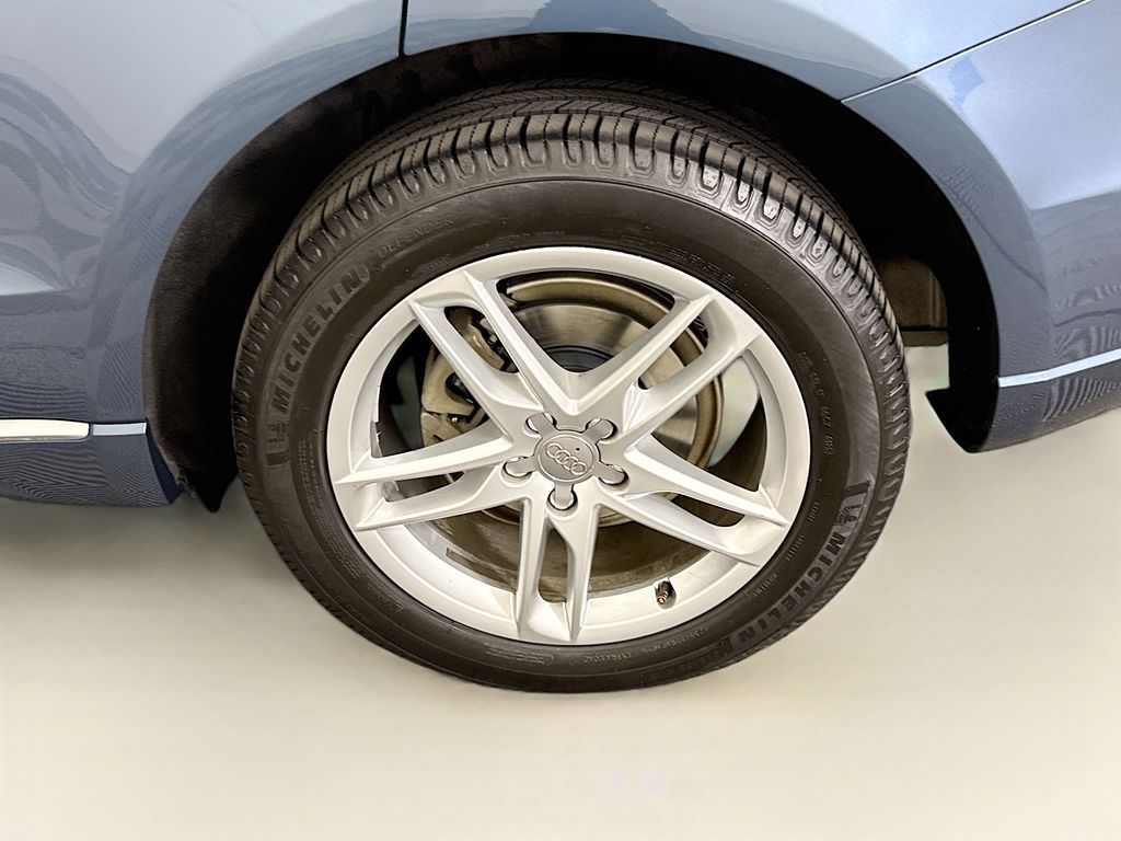 Thumbnail: 2017 Audi Q5 - 30