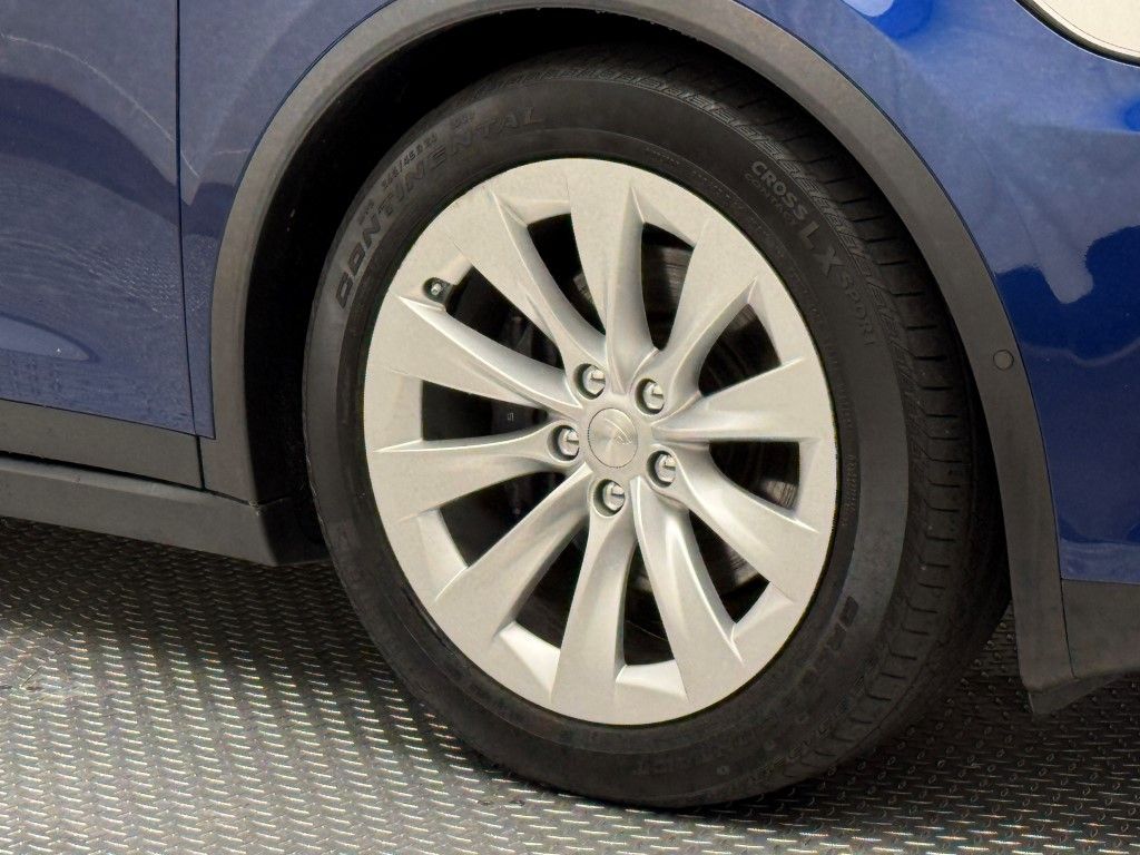 2020 Tesla Model X Long Range 5