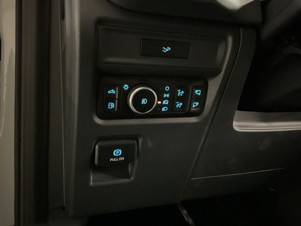 New 2026 Gray Ford XLT image 10