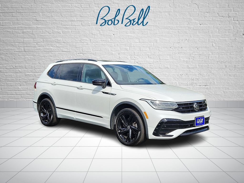 Opal White Pearl 2023 Volkswagen Tiguan SUV / Crossover Front-Wheel Drive 8-Speed Automatic