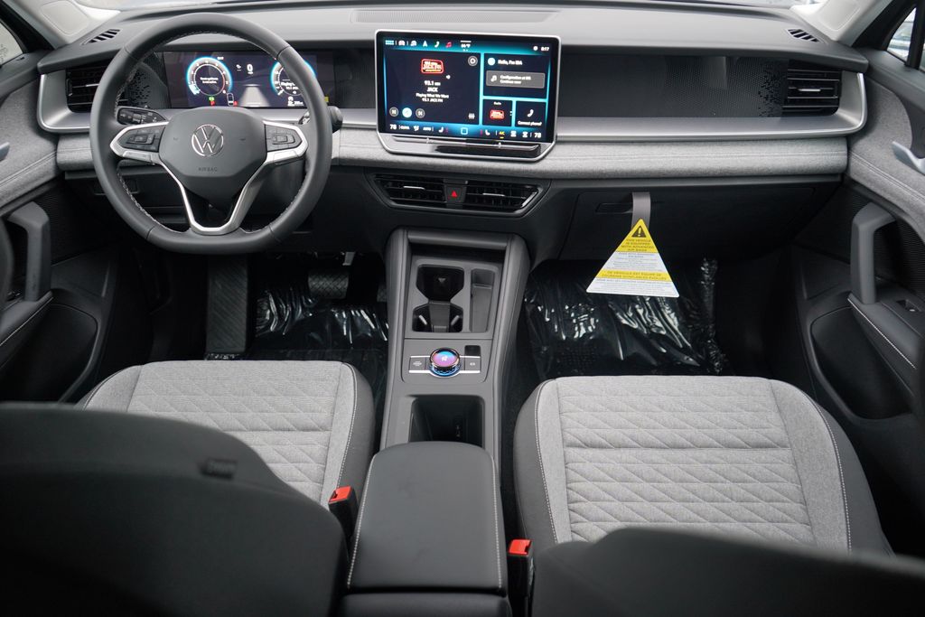 Thumbnail: 2025 Volkswagen Tiguan - 8