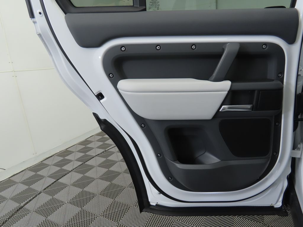 Thumbnail: 2025 Land Rover Defender - 28