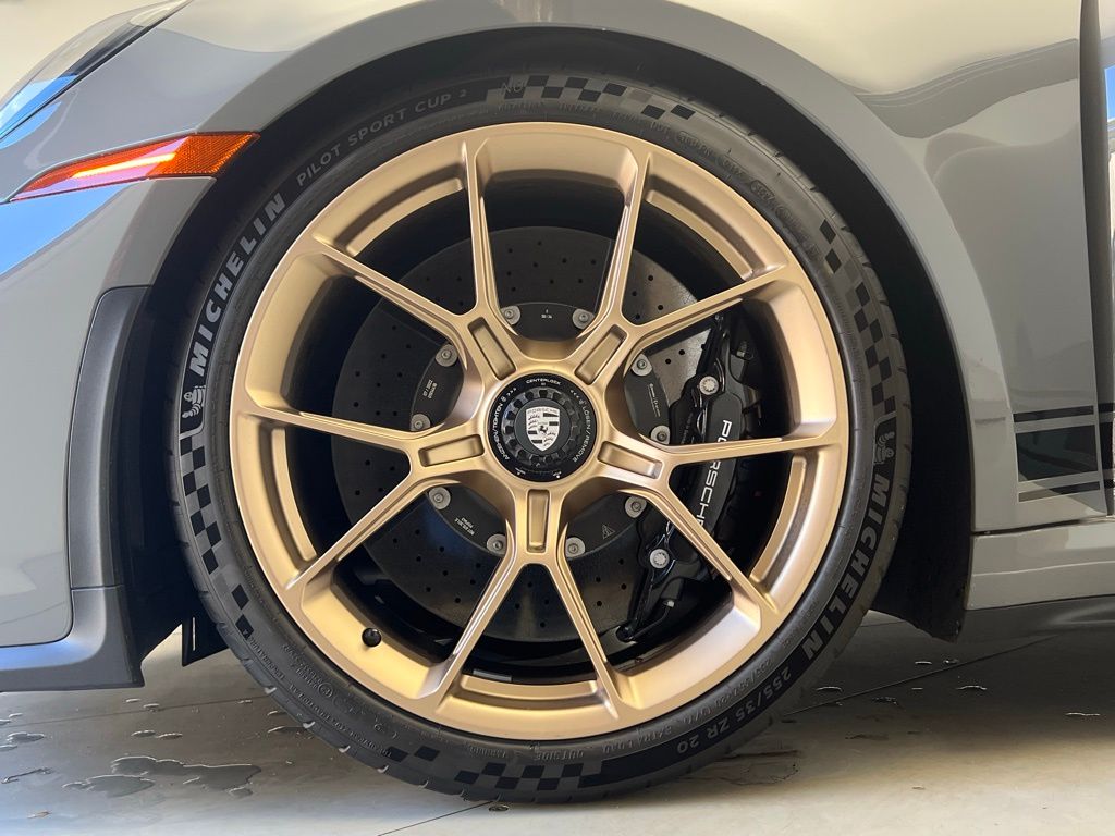 Thumbnail: 2022 Porsche 911 - 30