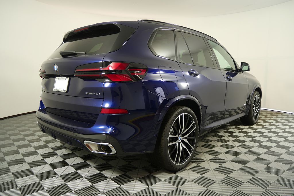 Thumbnail: 2026 BMW X5 - 3