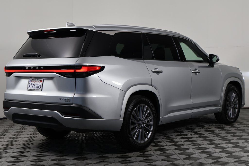 Thumbnail: 2025 Lexus TX - 4
