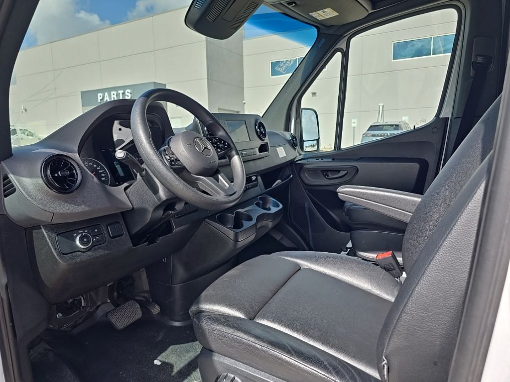 Used 2024 Mercedes-benz Sprinter 2500 Van
