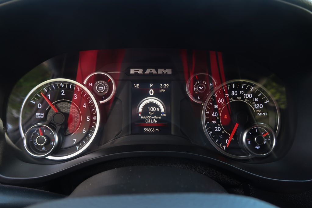 2022 Ram 1500 Big Horn Quad Cab 4x4 6'4" Box