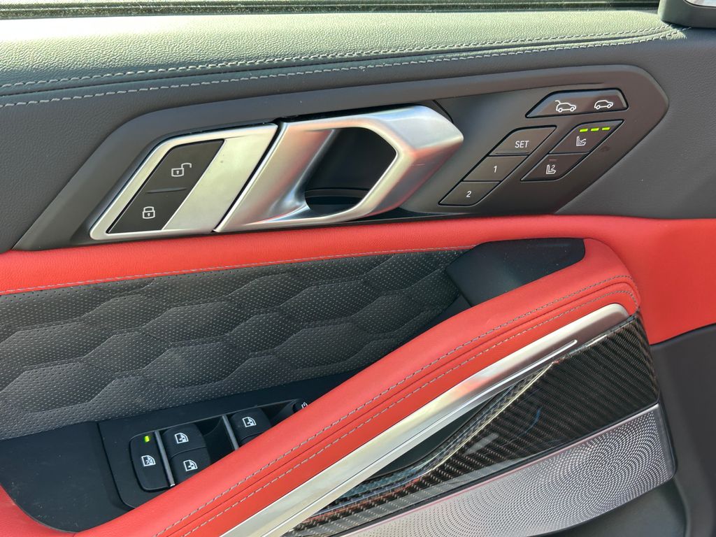 2025 BMW X6 M 12