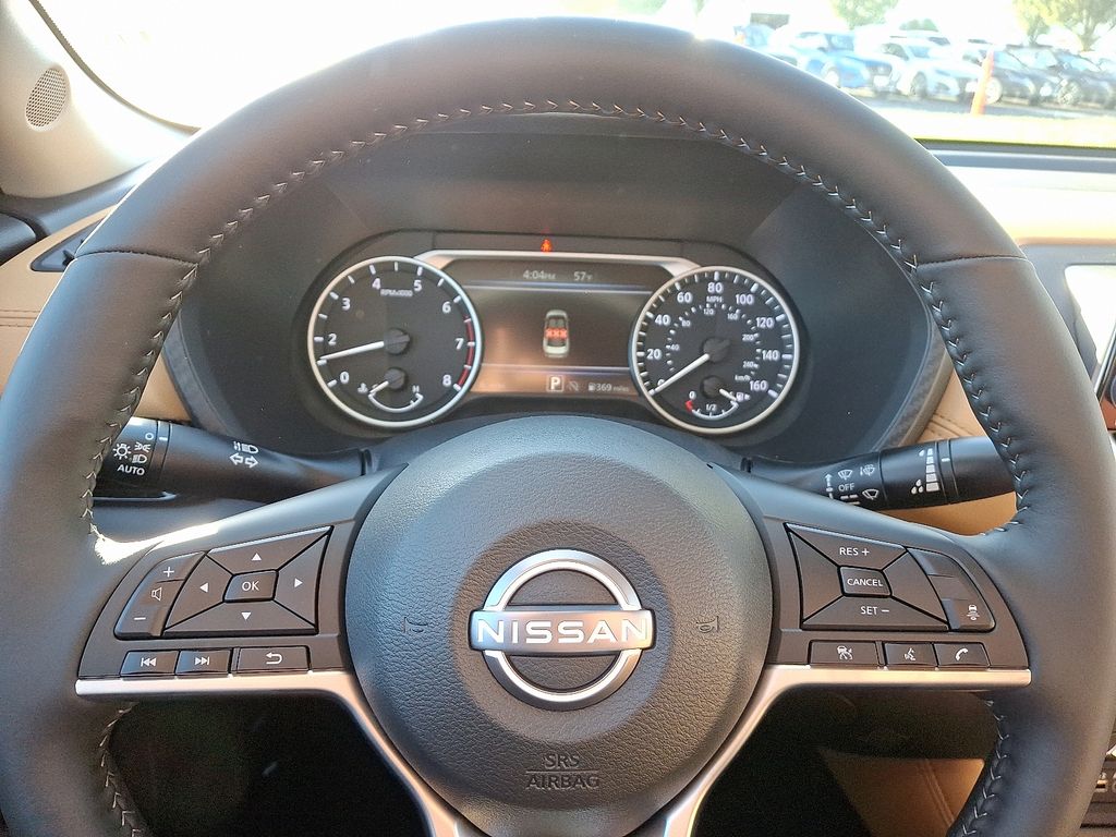 Thumbnail: 2025 Nissan Sentra - 9