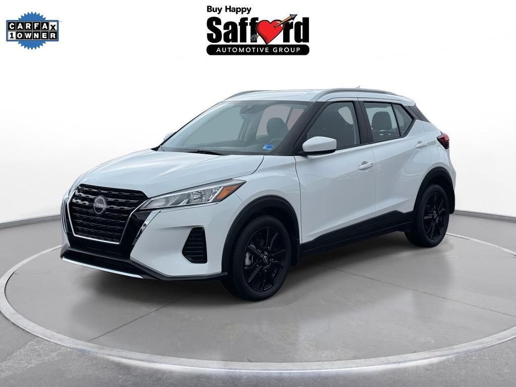 2023 Nissan Kicks SV