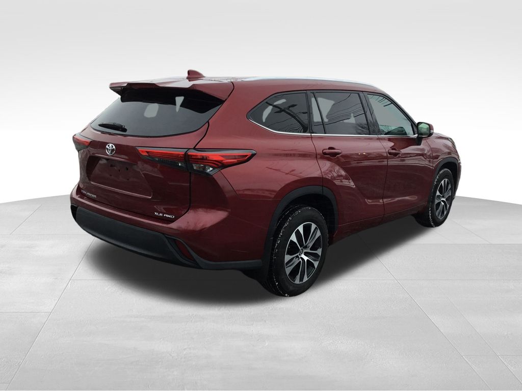 Thumbnail: 2021 Toyota Highlander - 5