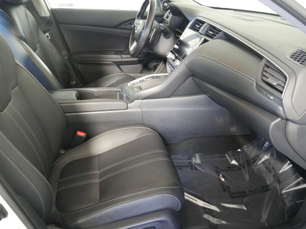 Thumbnail: 2020 Honda Insight - 6