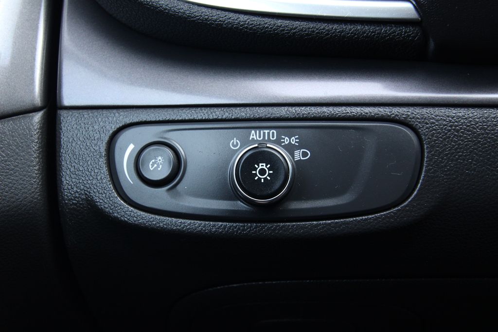 Used 2022 Buick Encore SUV