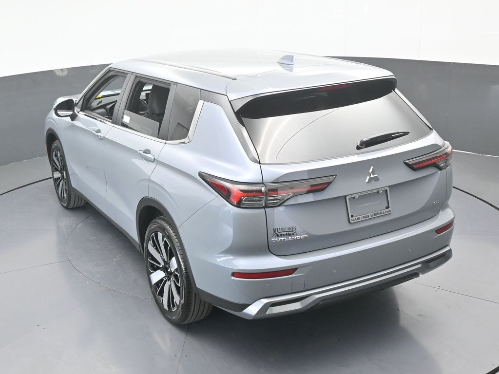New 2026 Gray Mitsubishi SE image 60