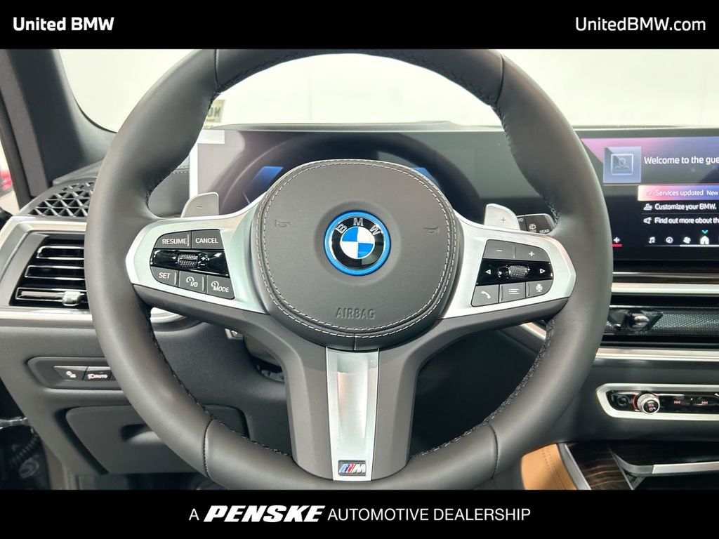Thumbnail: 2026 BMW X5 - 14