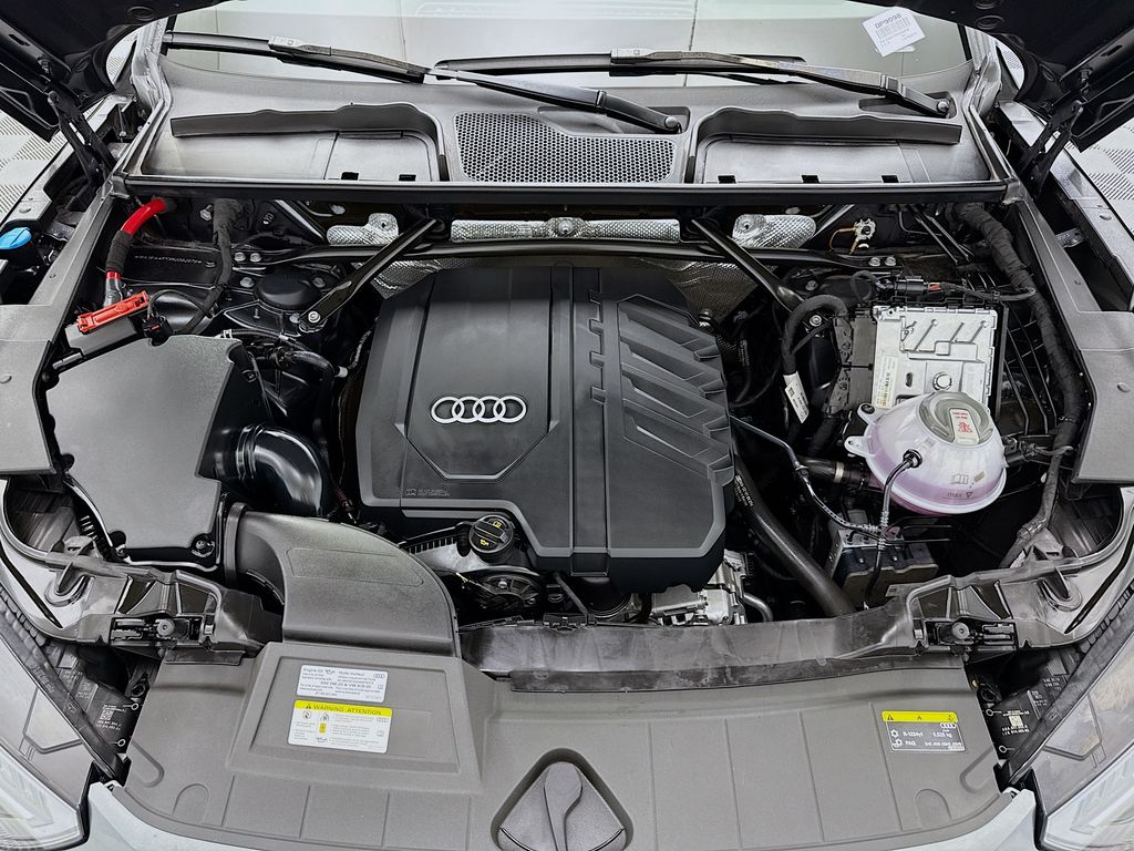 Thumbnail: 2022 Audi Q5 - 27