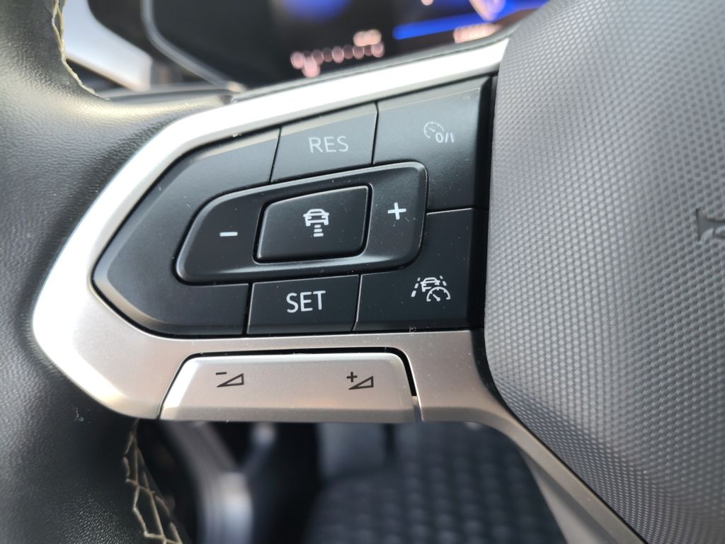 Used Car 2024 Volkswagen Taos  1.5t S For Sale Under $25,000 In Austin, Texas