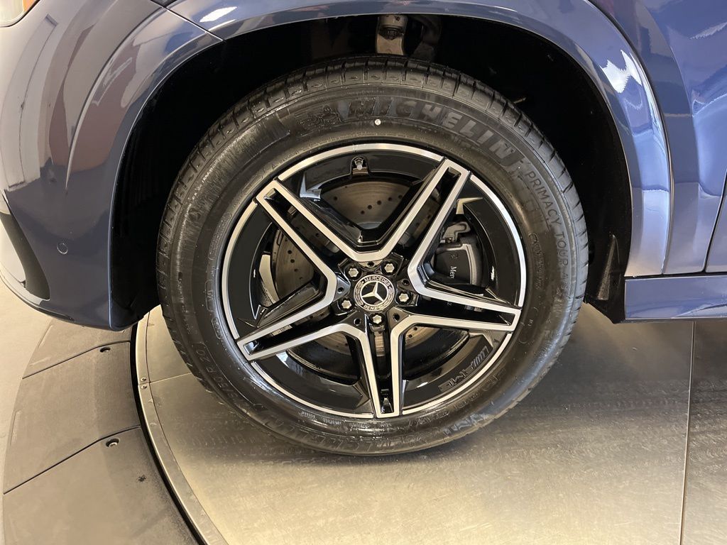 Thumbnail: 2026 Mercedes-Benz GLE - 10