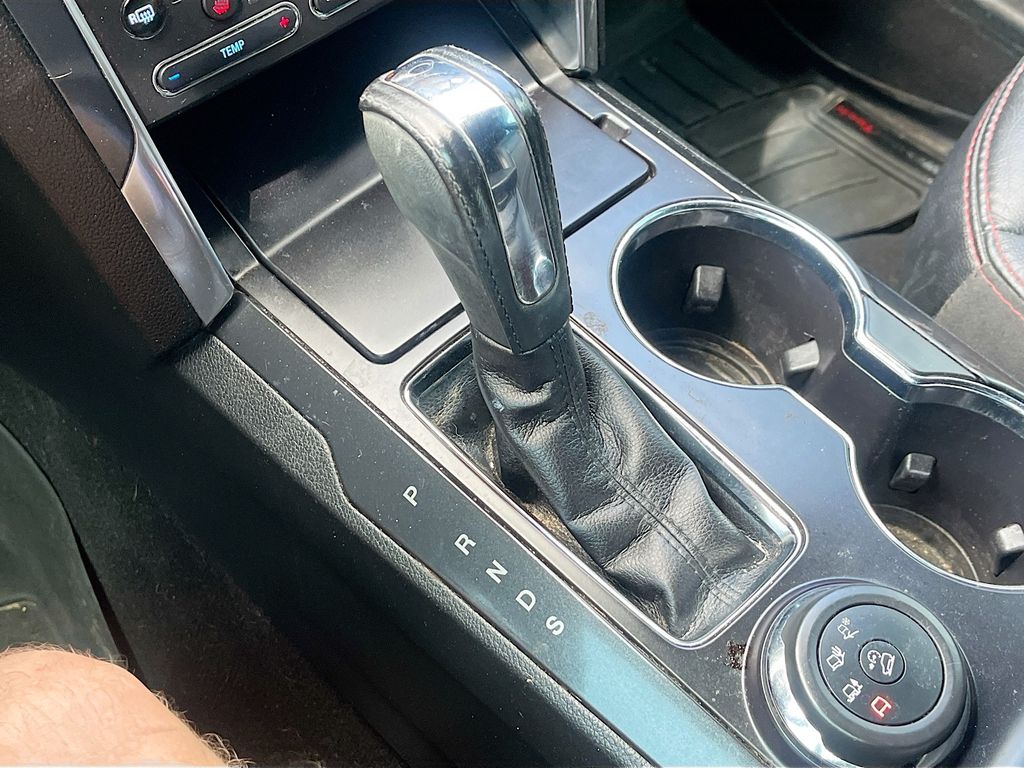 2019 Ford Explorer Sport Black at Autostrade