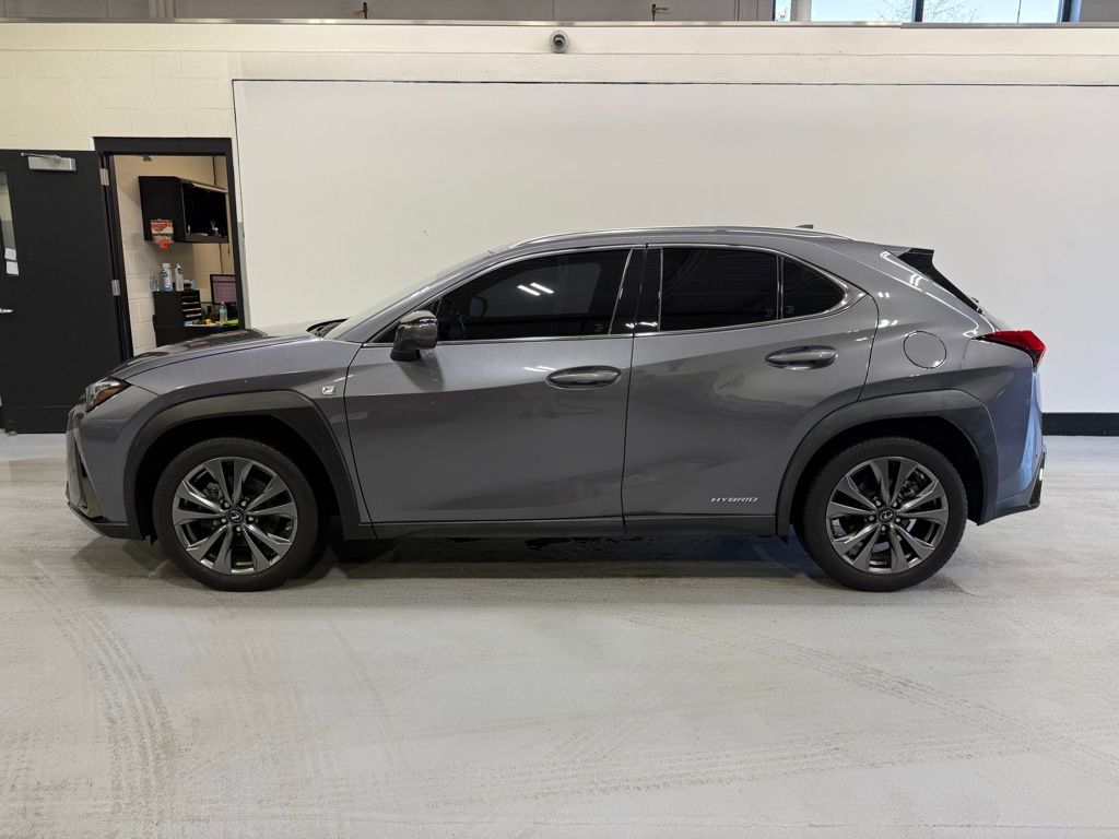 2021 Lexus UX 250h 2
