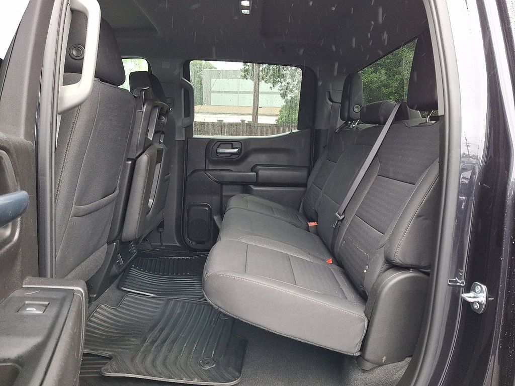 Thumbnail: 2022 Chevrolet Silverado 1500 - 10