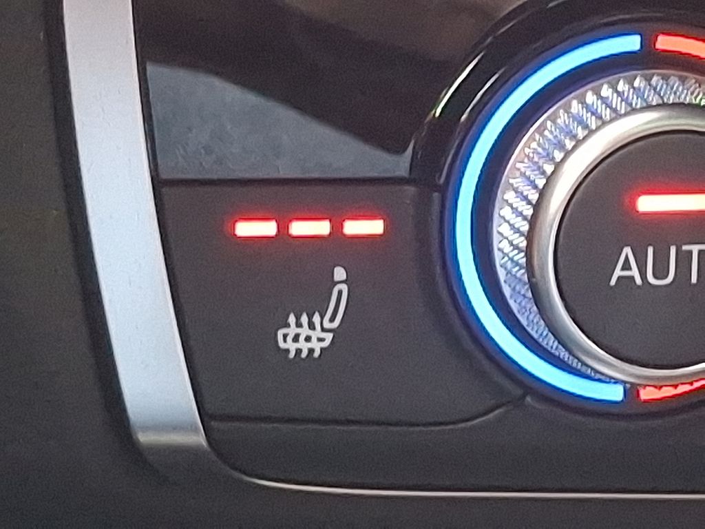 Thumbnail: 2022 Audi Q3 - 22