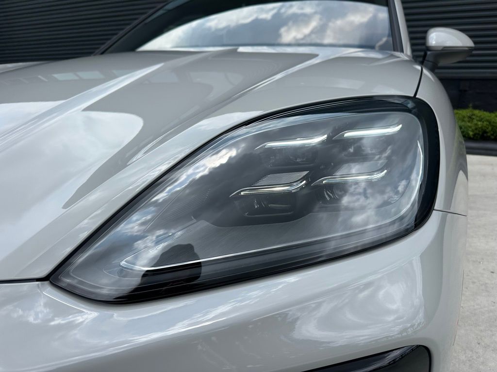 Thumbnail: 2026 Porsche  - 13