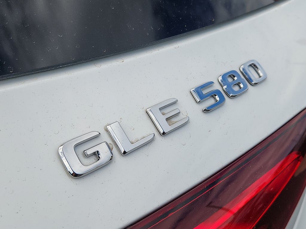 Thumbnail: 2026 Mercedes-Benz GLE - 17