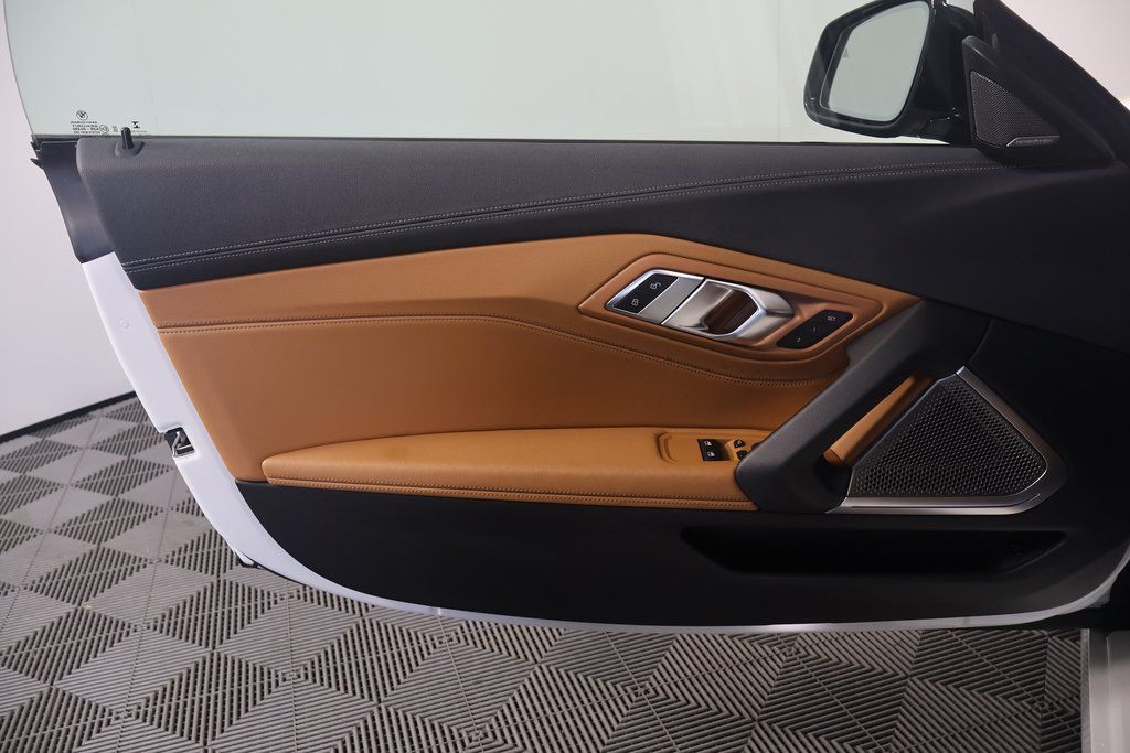 Thumbnail: 2019 BMW Z4 - 12