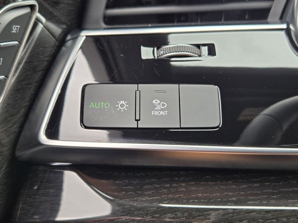 used 2025 Audi Q7 car, priced at $49,941