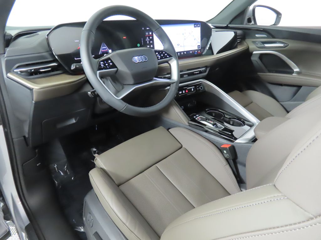 Thumbnail: 2025 Audi Q5 - 25