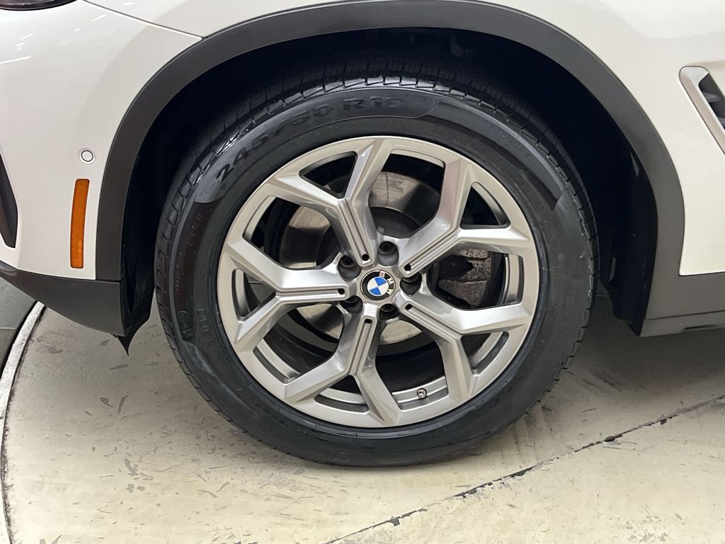 Thumbnail: 2022 BMW X3 - 10