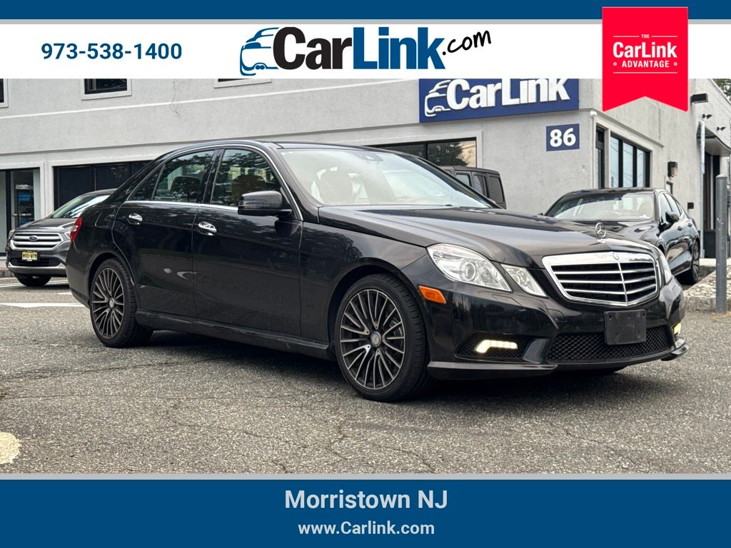 2011 Mercedes-Benz E-Class Negro Sedán  7 velocidades Automática