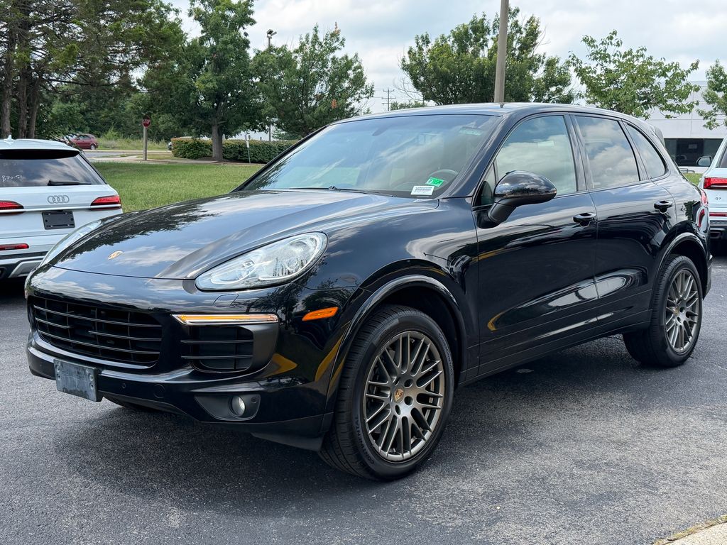 Thumbnail: 2017 Porsche Cayenne - 4