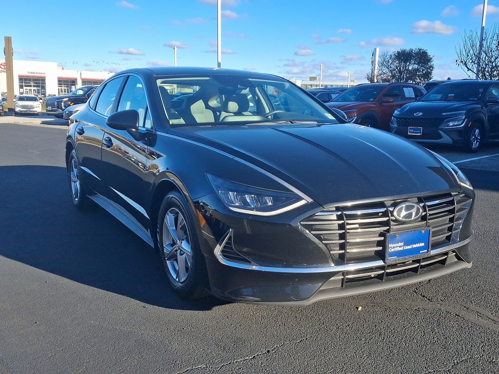 2022 Hyundai Sonata SE 3