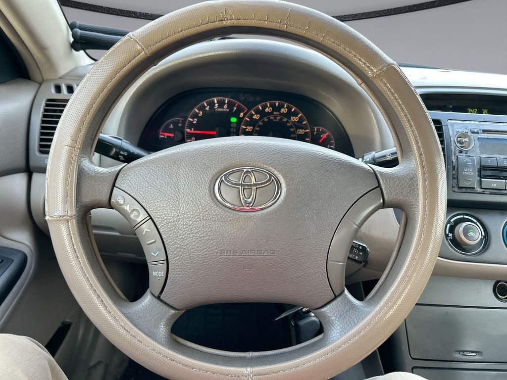Thumbnail: 2005 Toyota Camry - 14