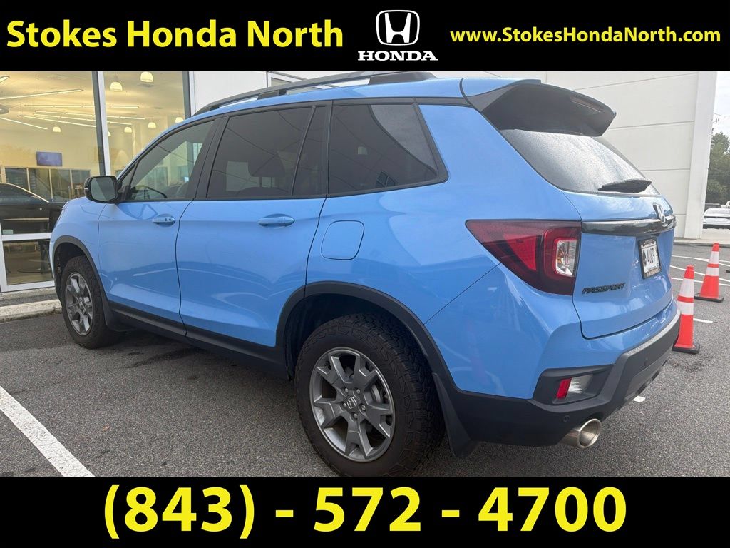 Used 2025 Honda Passport SUV