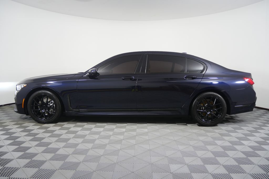 Thumbnail: 2022 BMW 7 Series - 6