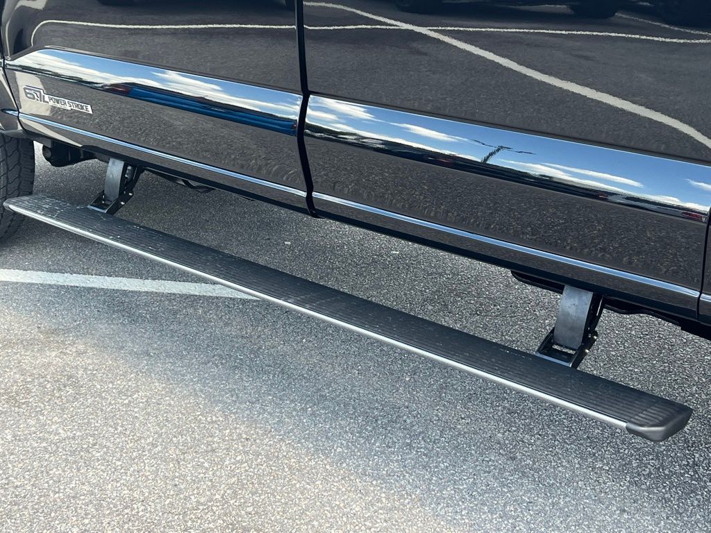 2025 Ford F-250SD Lariat Black at Walterboro Ford