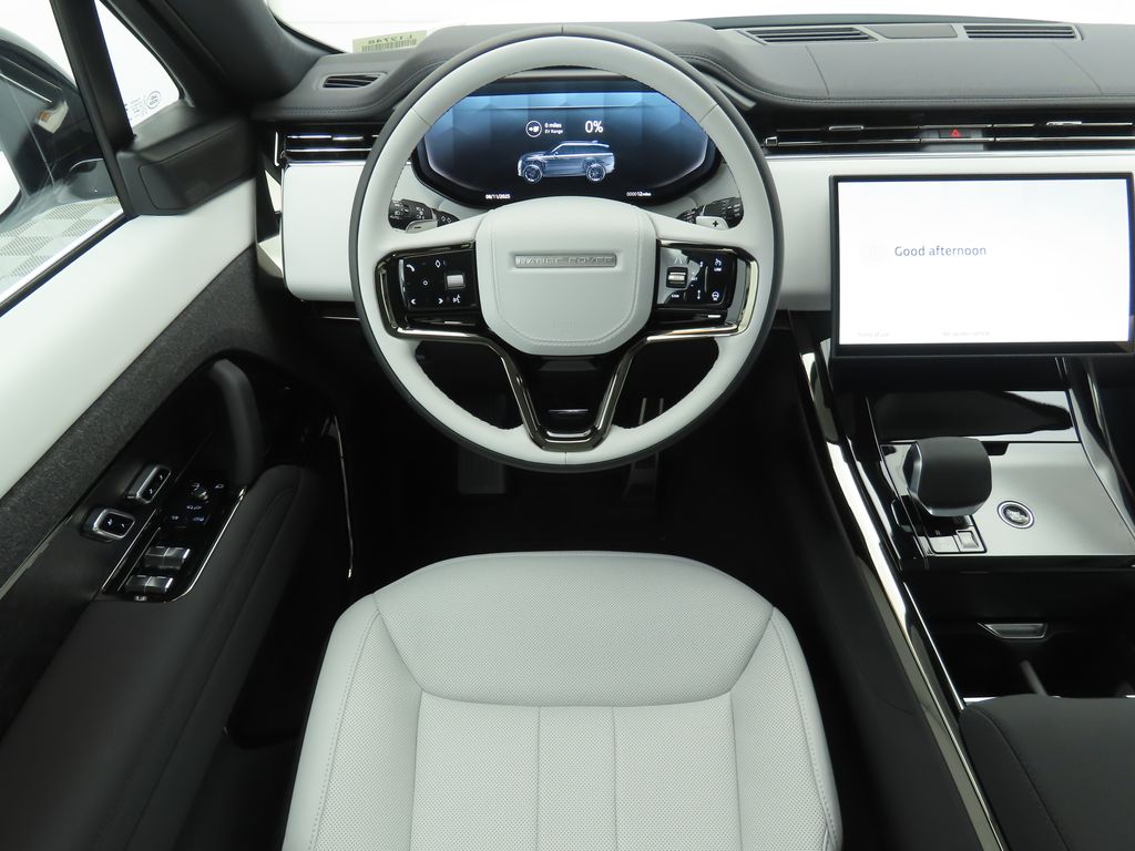 Thumbnail: 2025 Land Rover Range Rover Sport - 10