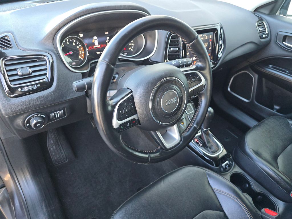 2020 Jeep Compass Limited photo 28