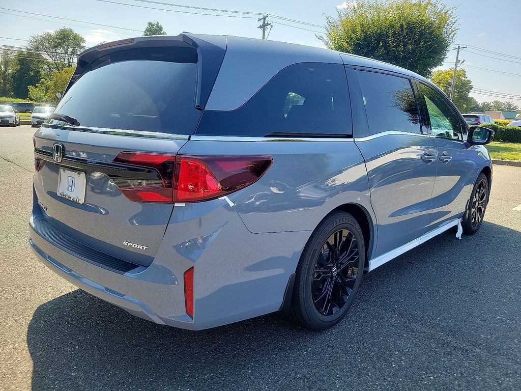 Thumbnail: 2025 Honda Odyssey - 3