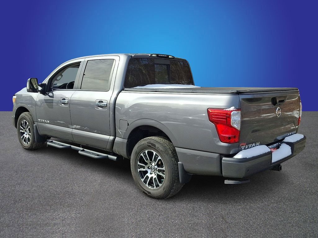 View vehicle photo 7