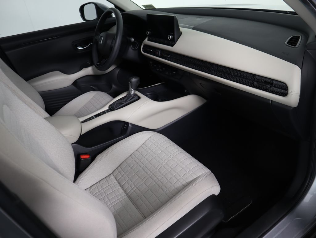 Thumbnail: 2025 Honda HR-V - 17