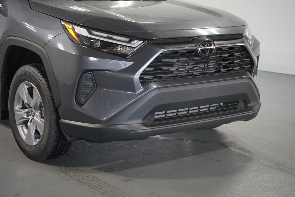 Thumbnail: 2025 Toyota RAV4 - 4