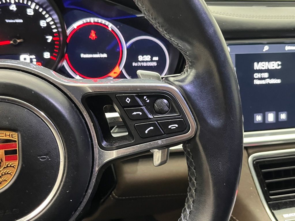 Thumbnail: 2018 Porsche Panamera - 10