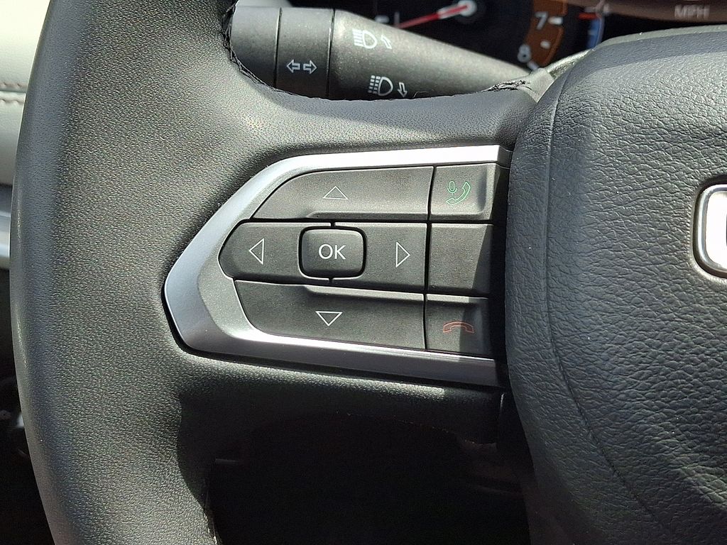 2025 Jeep Compass Limited White at South Hills CDJR