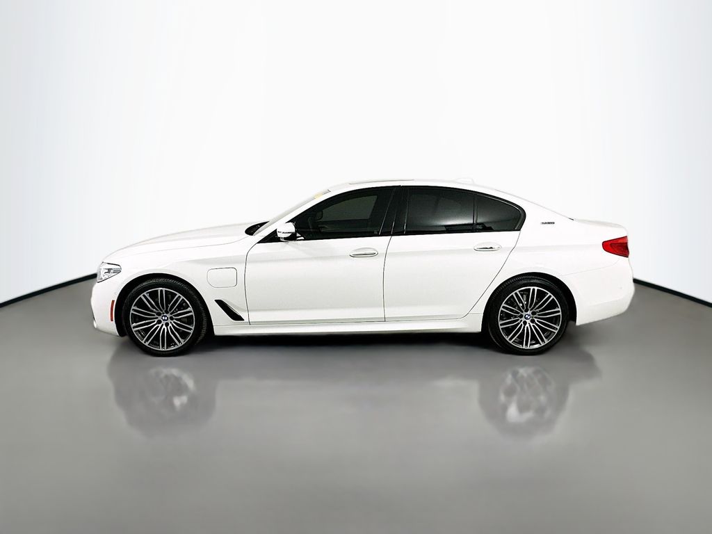 2018 BMW 5 Series 530e iPerformance 8