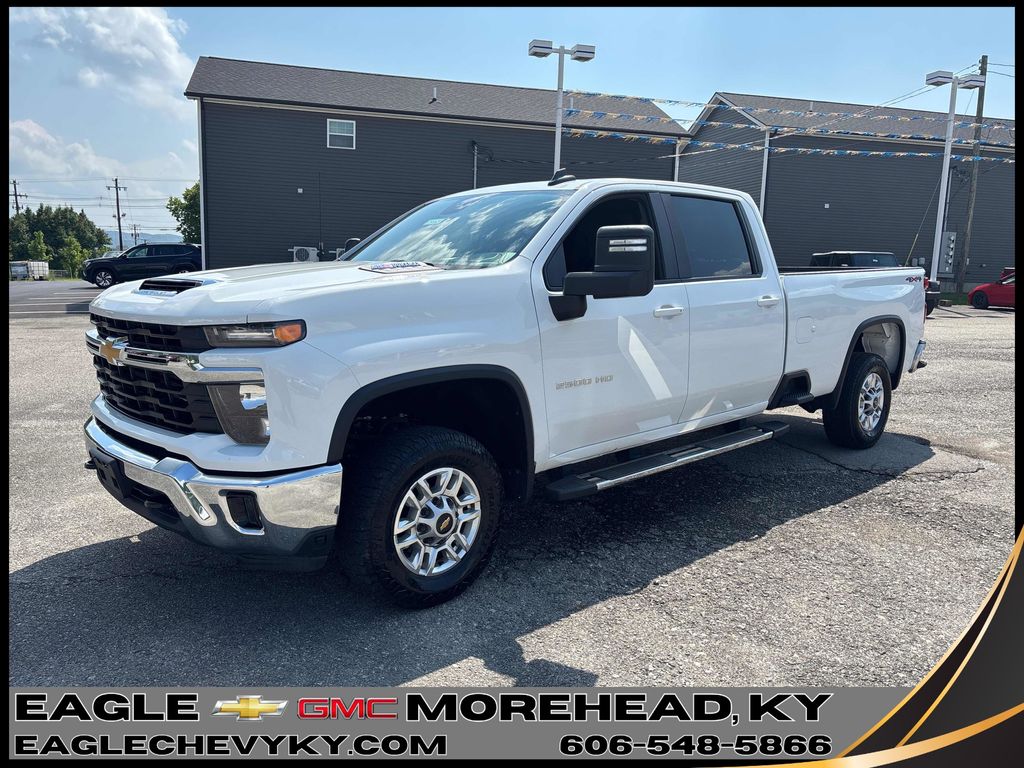 2025 Chevrolet Silverado 2500HD LT Crew Cab 4WD